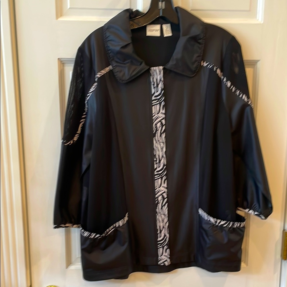 Zenergy by Chico size 2, same as 10/12, Light Weight (wind breaker) Black Jacket